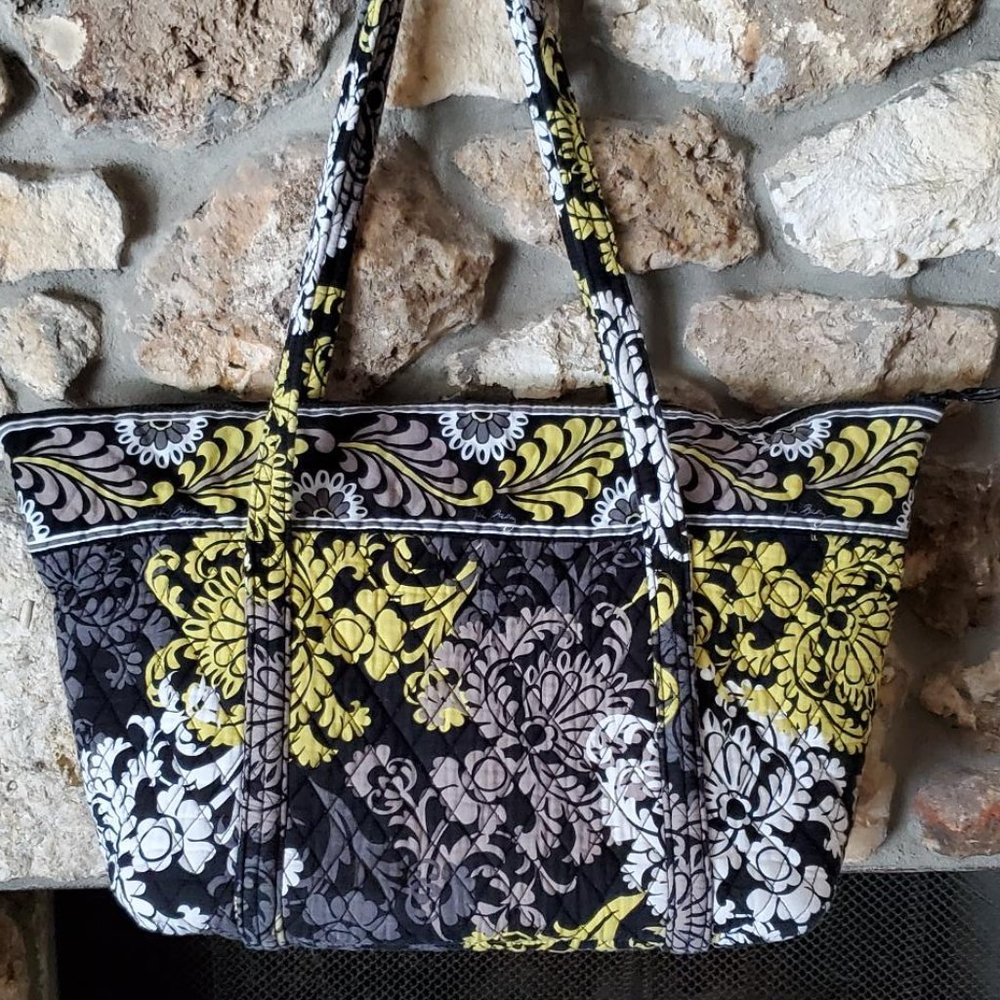 EUC - Vera Bradley Miller Travel Bag in Retired Baroque Pattern